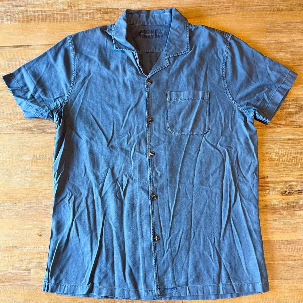 Abercrombie & Fitch Men's Blue Short Sleeve Camp Collar Button Down Shirt Size L